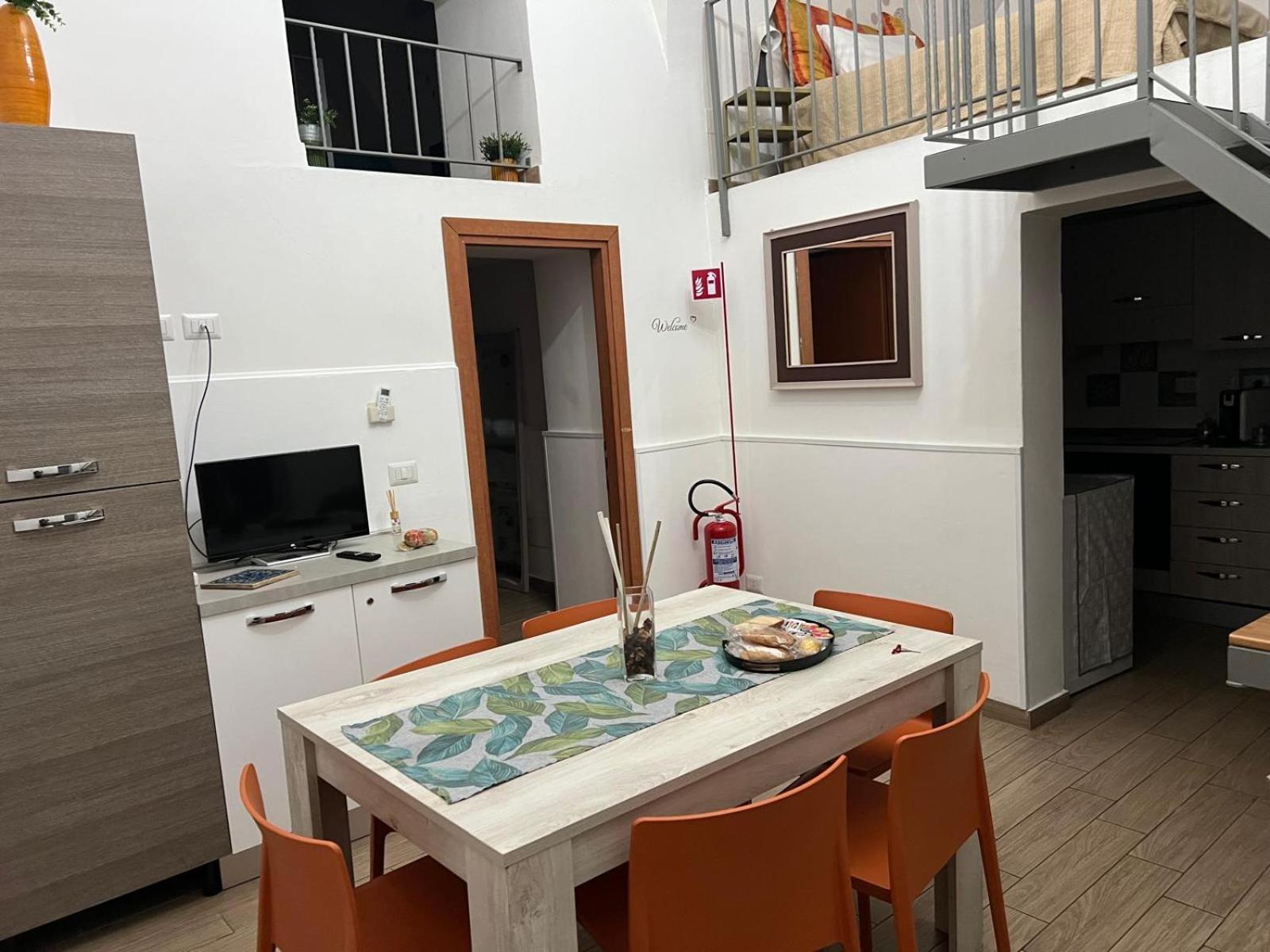 Due Passi Dal Centro Apartment Catania Ngoại thất bức ảnh